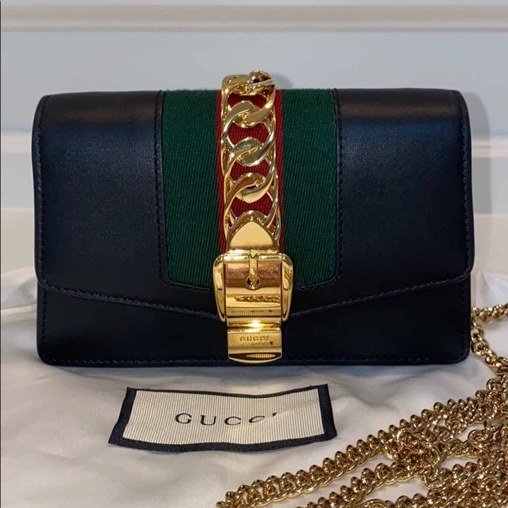 ❌SOLD❌Gucci - Sylvie leather super mini bag
